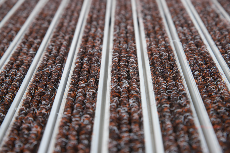 Reinforced Entrance Mat on Aluminum Structure 17R